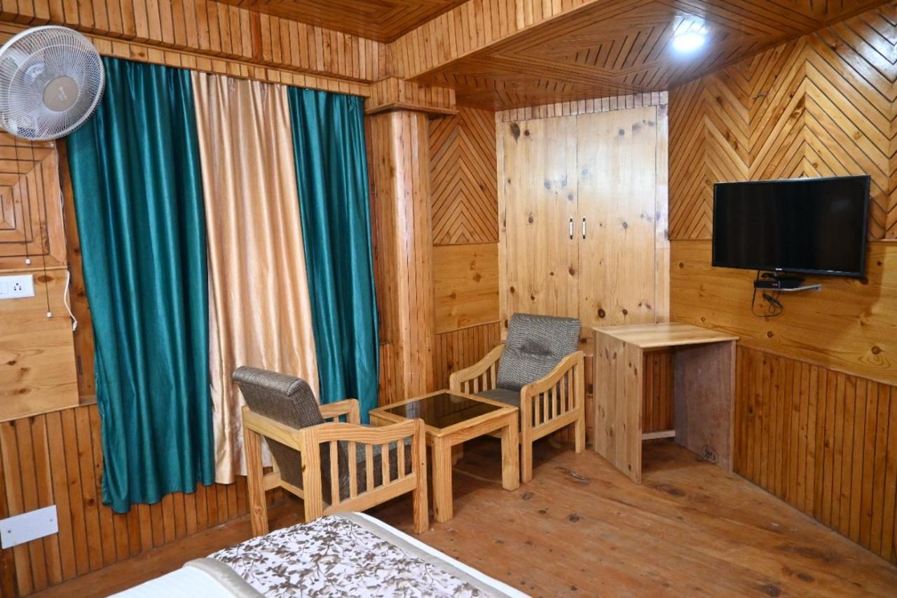 Hotel Nirmal Chhaya Manali  Exterior photo